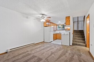 685 NE 52nd Ave in Portland, OR - Building Photo - Building Photo