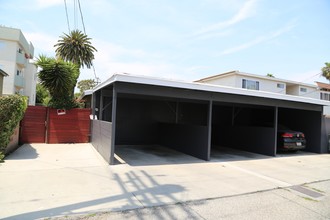 12810 Matteson Ave in Los Angeles, CA - Building Photo - Building Photo