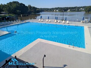 4101 Grove Ridge Dr in Durham, NC - Building Photo - Building Photo
