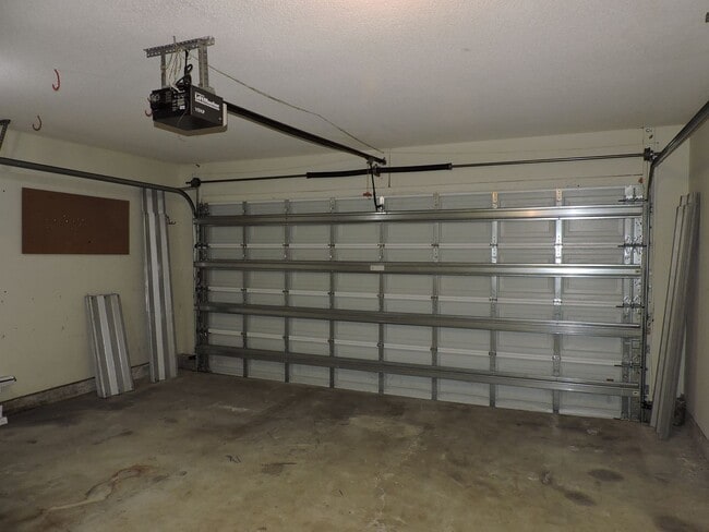 372 Mizzen Ln in Pensacola, FL - Building Photo - Building Photo