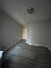 104 Romaine Ave, Unit 7 in Jersey City, NJ - Building Photo - Building Photo