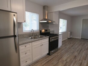 11639 Rosewood Ave in Morongo Valley, CA - Building Photo - Building Photo