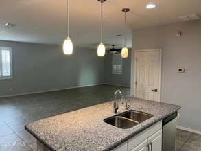 15728 N 182nd Ln in Surprise, AZ - Building Photo - Building Photo