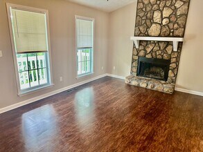 186 Grapevine Dr in Douglasville, GA - Building Photo - Building Photo