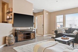 18 Carnegie Dr in Kalispell, MT - Building Photo - Building Photo