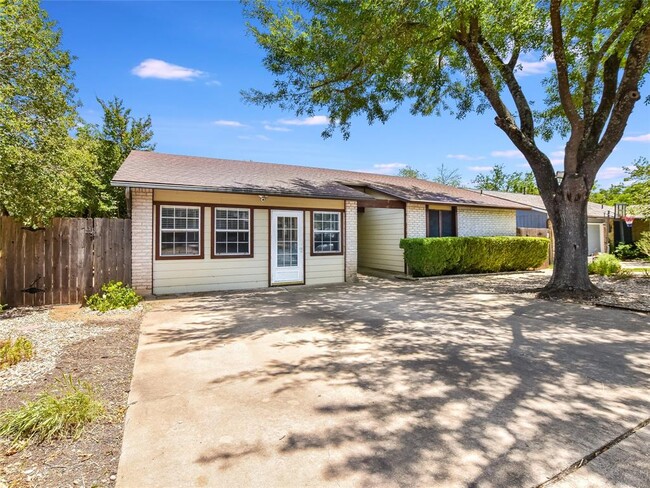 4803 Pewter Ln in Austin, TX - Building Photo - Building Photo