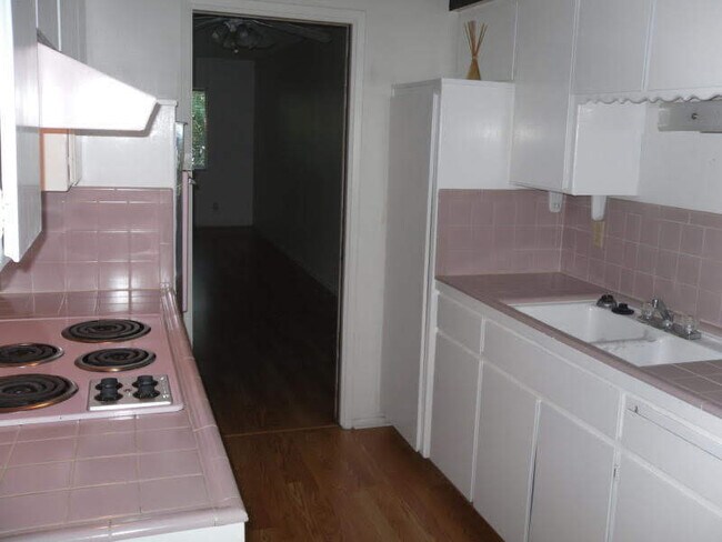 property at 1107 W Osborn Rd