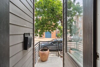 2318 E Susquehanna Ave in Philadelphia, PA - Building Photo - Building Photo