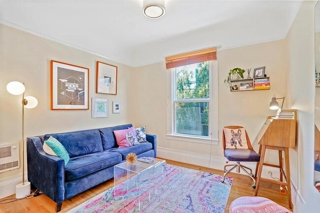 384 Elizabeth St in San Francisco, CA - Building Photo - Building Photo