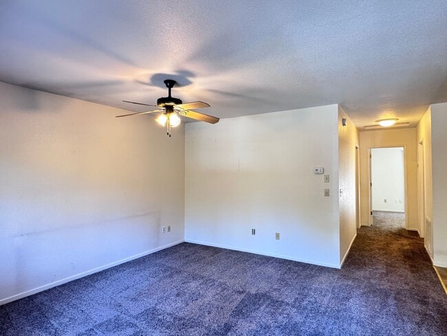 10857 Conifer Ln in Grass Valley, CA - Building Photo - Building Photo