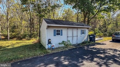 57 Mountain View Rd in Bethel, PA - Building Photo - Building Photo