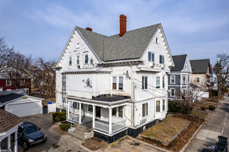 18 Orchard St in Pawtucket, RI - Building Photo - Building Photo