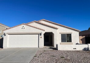 516 E Wolf Hollow Dr in Casa Grande, AZ - Building Photo