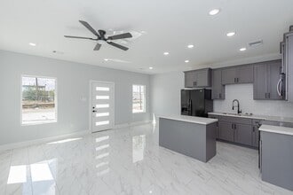 6513 Avenue B in Houston, TX - Building Photo - Building Photo