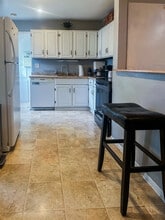 4699 E Bails Pl in Denver, CO - Foto de edificio - Building Photo