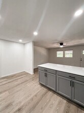 21 Munster Dr in Bella Vista, AR - Building Photo - Building Photo