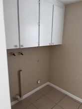 7504 Greybirch Terrace in Port Richey, FL - Foto de edificio - Building Photo