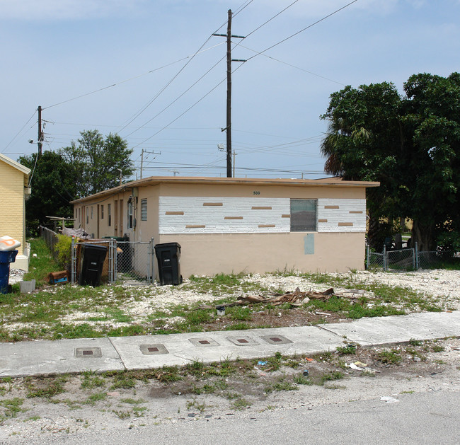 500 NW 7th Ter in Fort Lauderdale, FL - Building Photo - Building Photo