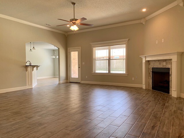 property at 890 Choate Pl Cir