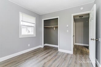 6304 E Piccadilly Rd in Muncie, IN - Building Photo - Building Photo