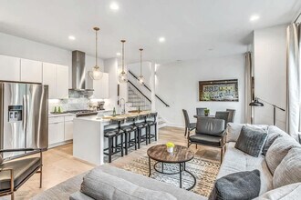 1035a Scovel St, Unit SI ID1051688P in Nashville, TN - Foto de edificio - Building Photo