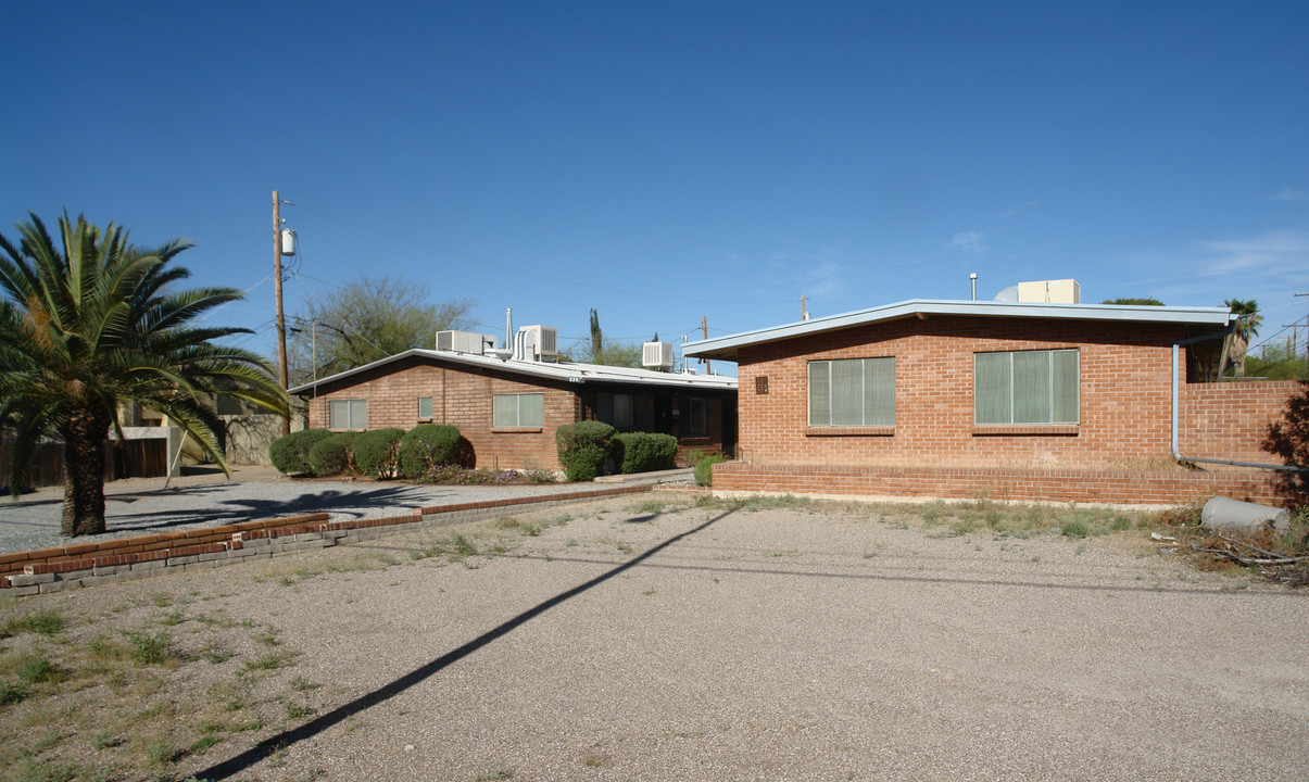 224-230 N Campbell Ave in Tucson, AZ - Foto de edificio