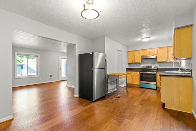 property at 3618 SW Multnomah Blvd