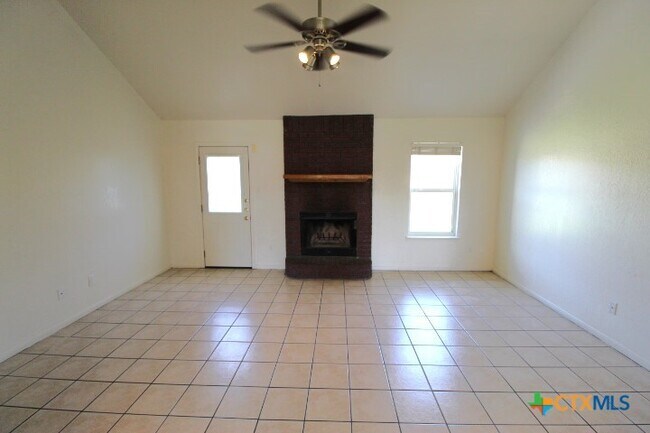 2713 Fieldstone Dr in Killeen, TX - Building Photo - Building Photo