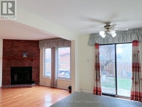 3 Douglas Haig Dr in Markham, ON - Building Photo - Building Photo