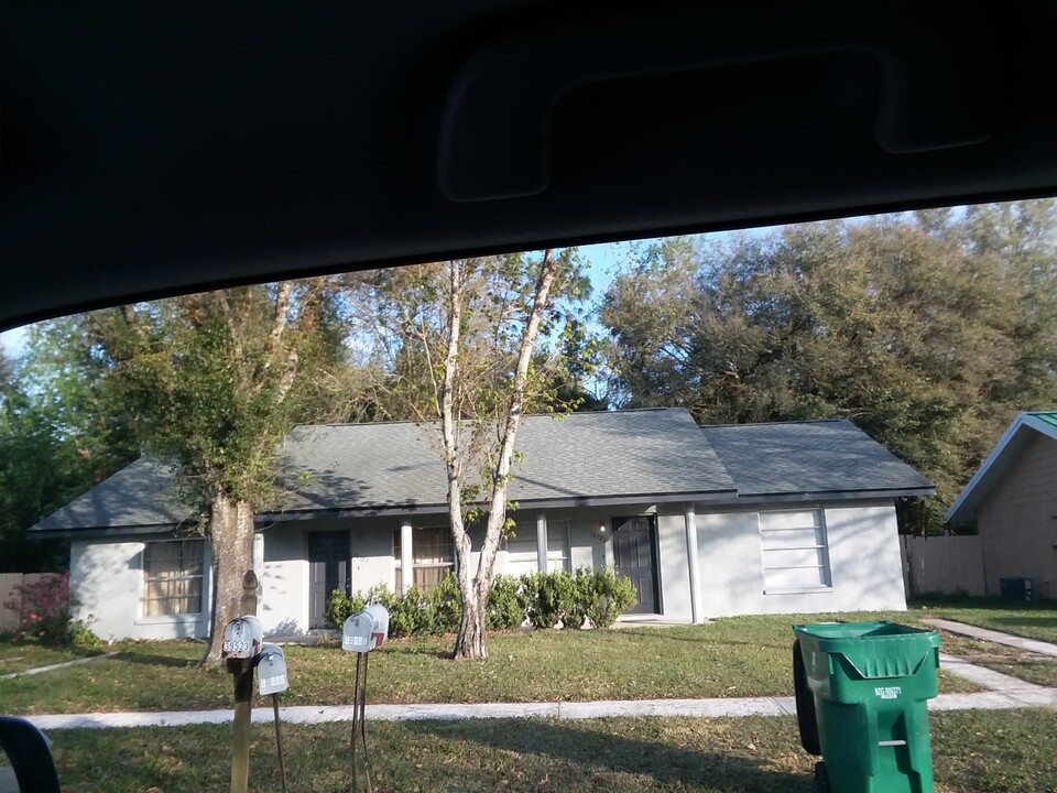 39522 8th Ave, Unit 39522 in Zephyrhills, FL - Foto de edificio