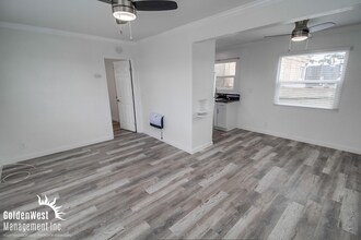 3216 1/2 Adams Ave in San Diego, CA - Building Photo - Building Photo