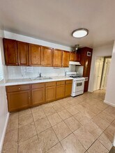11228 Oxnard St-Unit -# A in Los Angeles, CA - Building Photo - Building Photo