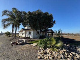 6436 Covert Rd in Modesto, CA - Building Photo