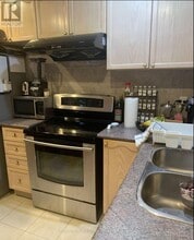 904 Drysdale Dr in Mississauga, ON - Building Photo - Building Photo