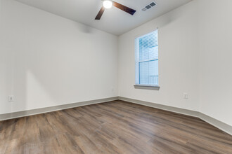 The Briarly in Houston, TX - Foto de edificio - Building Photo