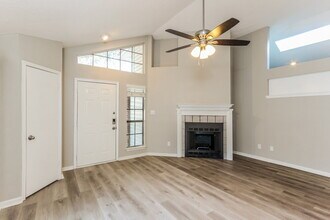 6736 Poppy Dr in Fort Worth, TX - Building Photo - Building Photo