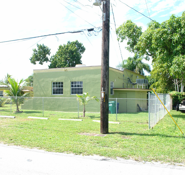 9614 NW 5th Ave in Miami, FL - Building Photo - Building Photo