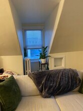 110 Walnut Ave, Unit Apartment #3 in Ardmore, PA - Building Photo - Building Photo