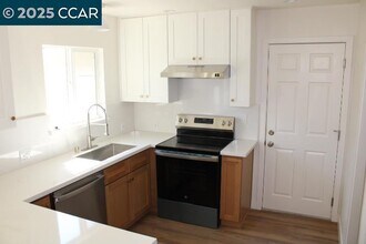 2443 Stokes Ave in Pinole, CA - Building Photo - Building Photo