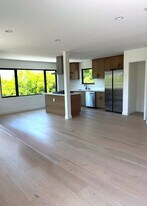 528-530 Westminster Ave in Los Angeles, CA - Building Photo