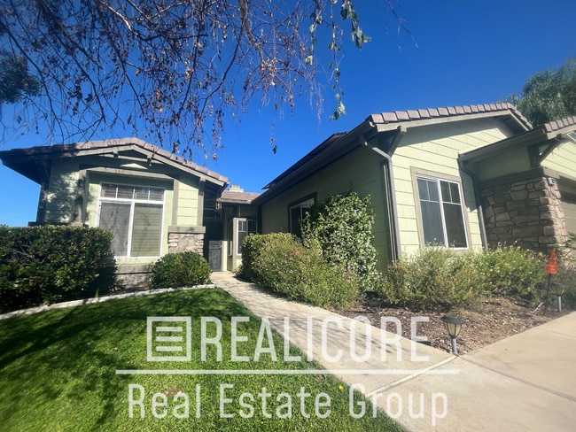 property at 11824 Greenbluff Way