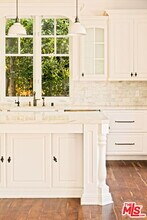 765 N Almar Ave in Los Angeles, CA - Building Photo - Building Photo