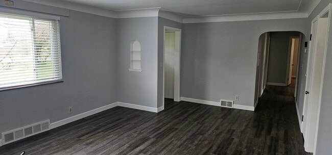 4583 Ammon Rd in Cleveland, OH - Building Photo - Building Photo