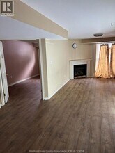 3290 Daytona Ave in Windsor, ON - Building Photo - Building Photo