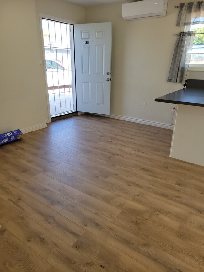 11630 207th St in Lakewood, CA - Building Photo - Building Photo