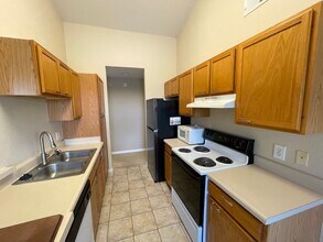 7905 Preserve Cir in Naples, FL - Building Photo - Building Photo