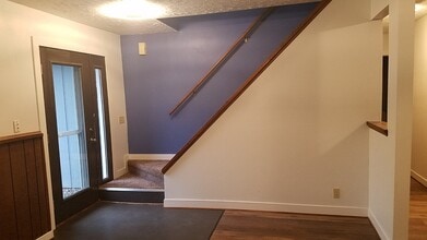 Colonial Heights in Plain, WI - Building Photo - Building Photo