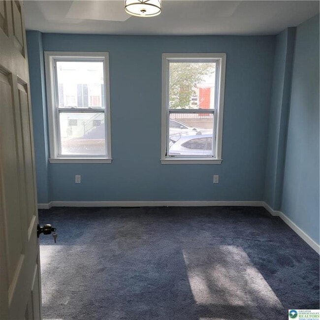 1039 Ferry St in Easton, PA - Building Photo - Building Photo