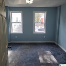 1039 Ferry St in Easton, PA - Building Photo - Building Photo