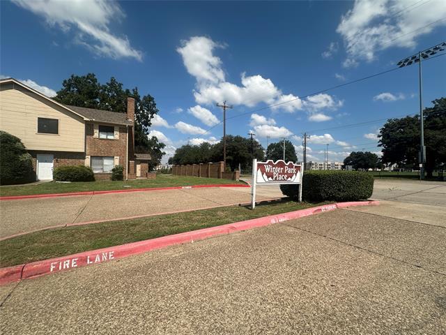 4001 N Garland Ave in Garland, TX - Building Photo